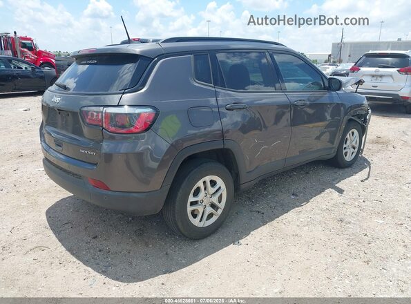 3C4NJCAB6JT272240 2018 JEEP COMPASS Gray Задня права чверть