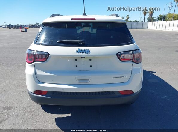 3C4NJCAB8JT212895 2018 JEEP COMPASS Белый 