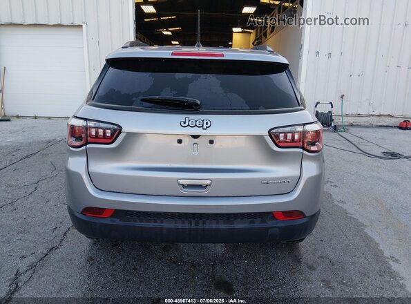 3C4NJCAB8JT357841 2018 JEEP COMPASS Серебряный 
