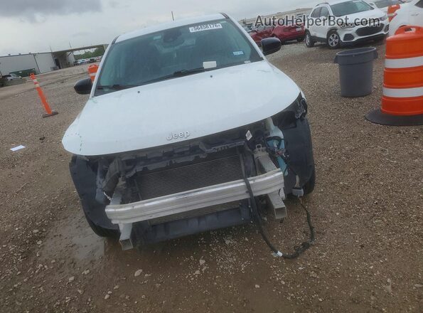 3C4NJCAB8NT145897 2022 JEEP COMPASS White Widok z przodu