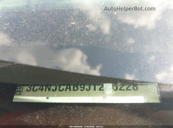 3C4NJCAB9JT286228 2018 JEEP COMPASS Blue Engine compartment view