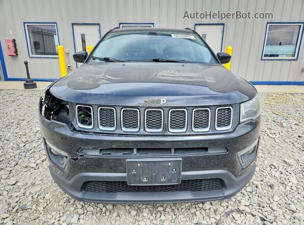 3C4NJCBB0JT137477 2018 JEEP COMPASS Black Front view