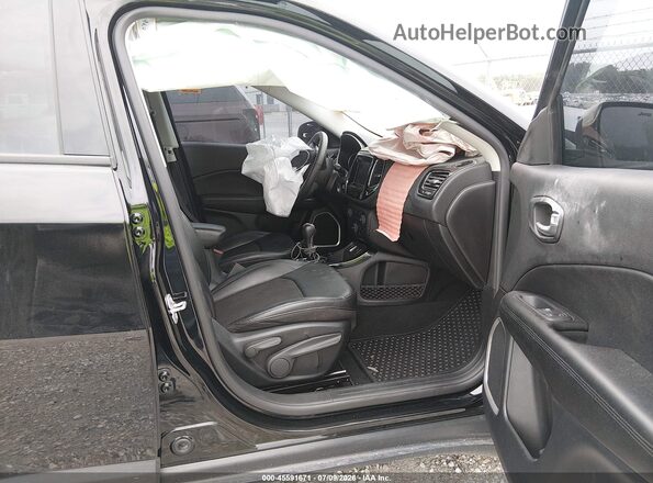3C4NJCBB0MT581110 2021 JEEP COMPASS Black Widok wnętrza z przodu