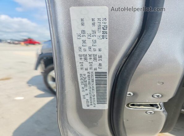 3C4NJCBB1HT658511 2017 JEEP COMPASS Silver VIN კოდის სტიკერის ხედი