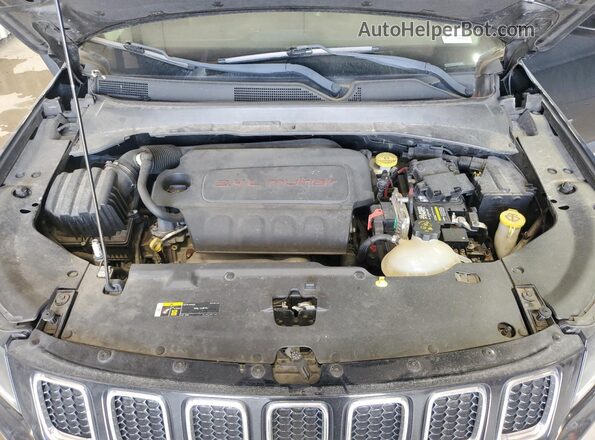 3C4NJCBB1JT102706 2018 JEEP COMPASS Black 