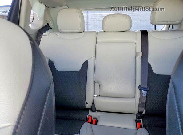 3C4NJCBB1MT526844 2021 JEEP COMPASS White Widok tylnych siedzeń
