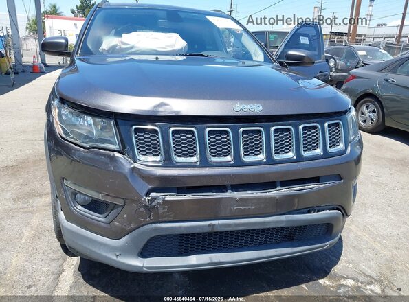 3C4NJCBB2LT133711 2020 JEEP COMPASS Gray Front view