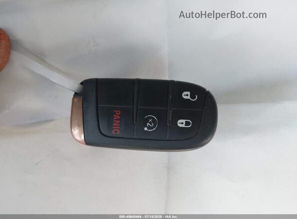 3C4NJCBB2LT133711 2020 JEEP COMPASS Gray Dashboard view