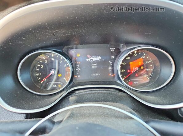 3C4NJCBB3JT134282 2018 JEEP COMPASS White Instrument cluster view