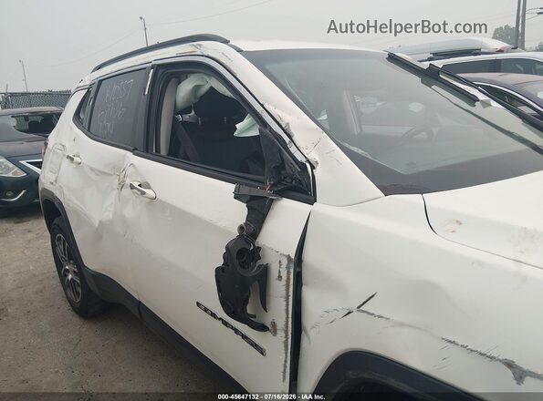 3C4NJCBB3JT194224 2018 JEEP COMPASS White Սարքավորումների վահանակի տեսք