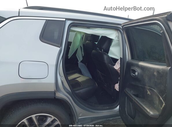 3C4NJCBB3LT258927 2020 JEEP COMPASS Серебряный Вид наклейки с VIN-кодом