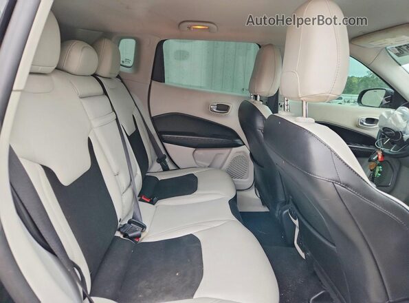 3C4NJCBB4JT227926 2018 JEEP COMPASS Black Widok wnętrza z tyłu