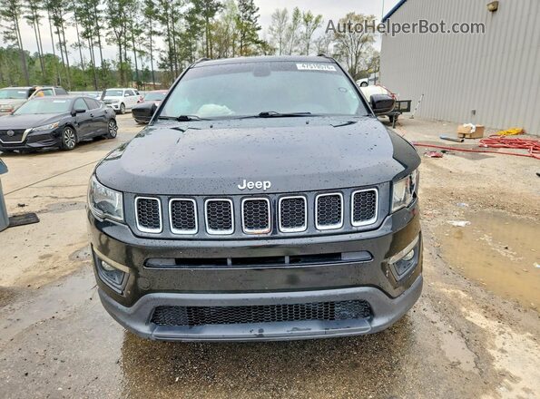3C4NJCBB4JT227926 2018 JEEP COMPASS Black Widok z przodu