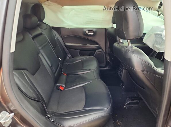 3C4NJCBB4LT117798 2020 JEEP COMPASS Gray Vista de los asientos traseros
