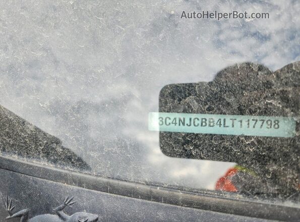 3C4NJCBB4LT117798 2020 JEEP COMPASS Gray Vista del compartimento del motor