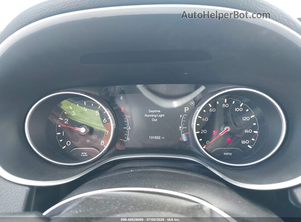 3C4NJCBB5JT228874 2018 JEEP COMPASS Gray Widok tylnych siedzeń