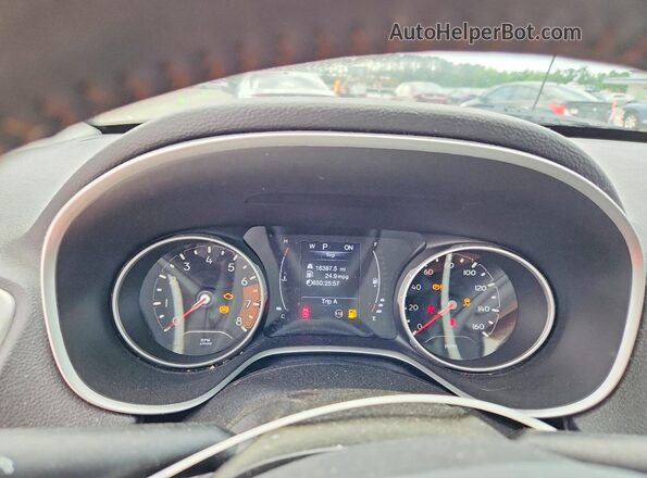 3C4NJCBB5LT133850 2020 JEEP COMPASS White Widok zestawu wskaźników