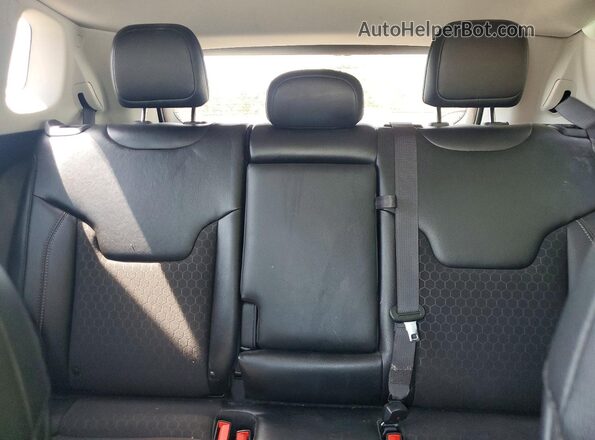 3C4NJCBB5LT253244 2020 JEEP COMPASS White Вид задніх сидінь