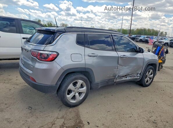 3C4NJCBB6JT328501 2018 JEEP COMPASS Silver Tył prawy