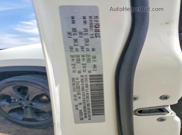 3C4NJCBB6KT615466 2019 JEEP COMPASS Белый Панорамный вид салона 360°