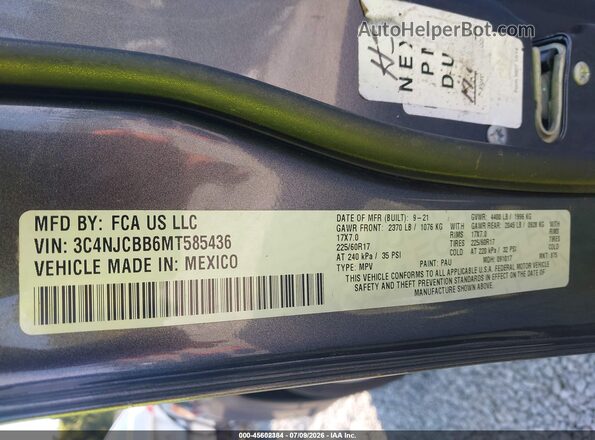 3C4NJCBB6MT585436 2021 JEEP COMPASS Gray Engine compartment view