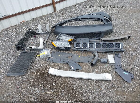 3C4NJCBB7JT233607 2018 JEEP COMPASS Black Widok zestawu wskaźników