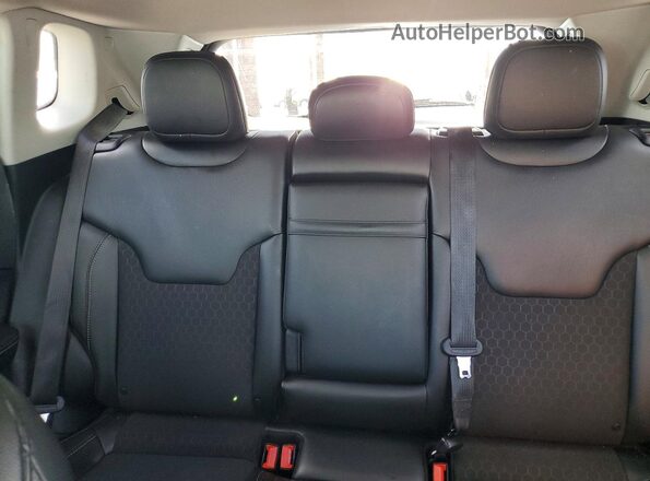 3C4NJCBB7JT293399 2018 JEEP COMPASS Blue უკანა სავარძლების ხედი