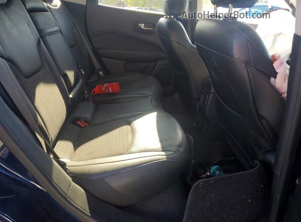 3C4NJCBB7KT636214 2019 JEEP COMPASS Blue Rear interior view