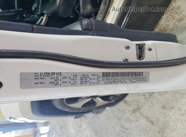 3C4NJCBB8JT194526 2018 JEEP COMPASS White Widok komory silnika