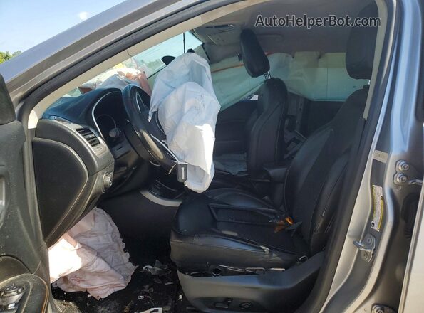 3C4NJCBB8JT293167 2018 JEEP COMPASS Silver Вид салону спереду