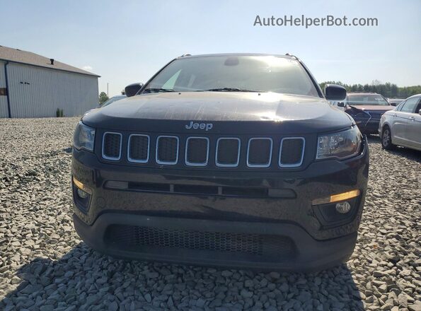 3C4NJCBB8JT462426 2018 JEEP COMPASS Black Widok z przodu