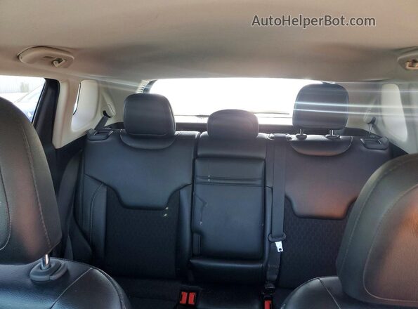 3C4NJCBB8JT462426 2018 JEEP COMPASS Black Widok tylnych siedzeń