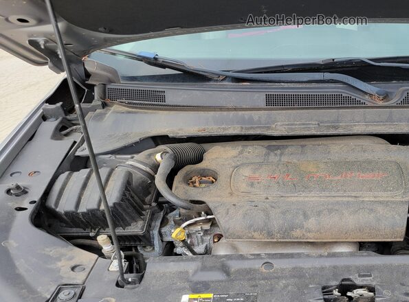 3C4NJCBB8KT636593 2019 JEEP COMPASS Silver Rear view