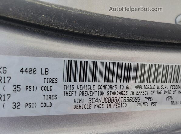 3C4NJCBB8KT636593 2019 JEEP COMPASS Silver Engine compartment view