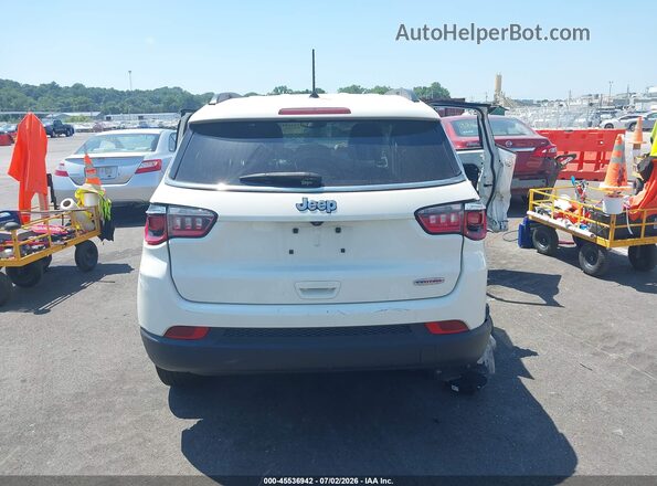 3C4NJCBB9JT462242 2018 JEEP COMPASS White 