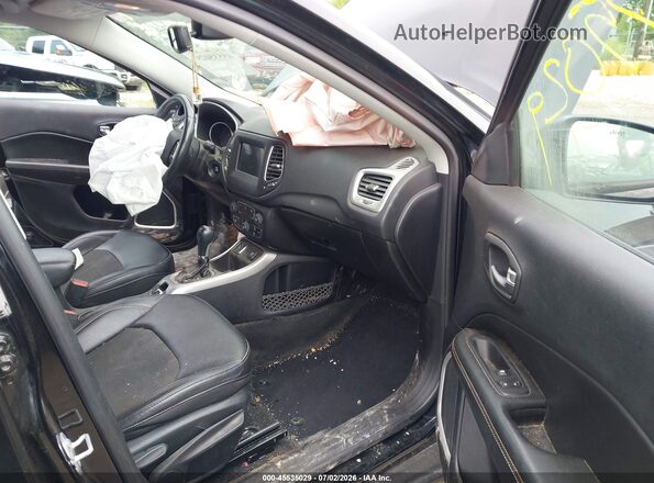 3C4NJCBB9KT654973 2019 JEEP COMPASS Black წინა სალონის ხედი
