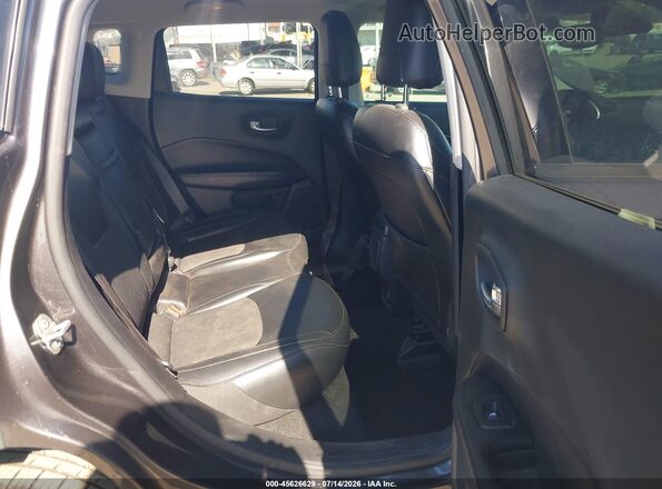 3C4NJCBB9LT117988 2020 JEEP COMPASS Gray Вид наклейки з VIN-кодом