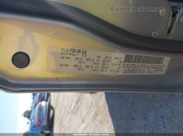 3C4NJCBB9LT121023 2020 JEEP COMPASS Gray Вид підкапотного простору