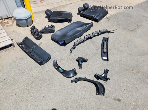 3C4NJCBB9MT604738 2021 JEEP COMPASS Black VIN კოდის სტიკერის ხედი