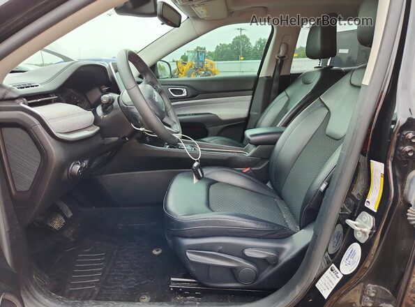 3C4NJCBB9NT103429 2022 JEEP COMPASS Black Widok wnętrza z przodu
