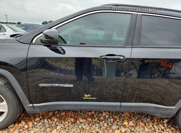 3C4NJCBB9NT103429 2022 JEEP COMPASS Black Widok komory silnika