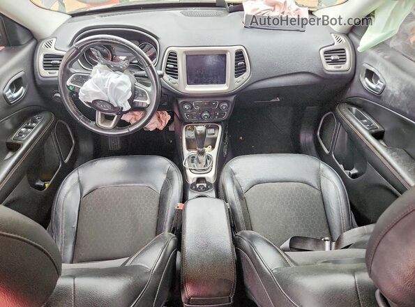 3C4NJCBBXHT661357 2017 JEEP COMPASS Black Dashboard view
