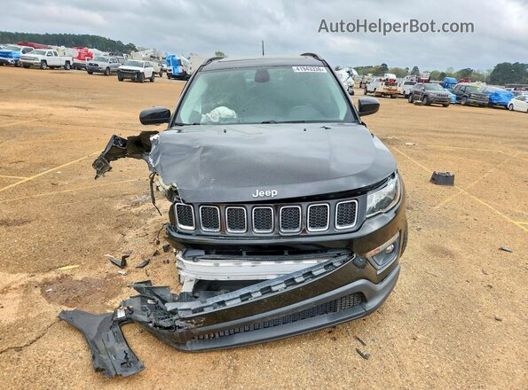 3C4NJCBBXHT661357 2017 JEEP COMPASS Black Front view