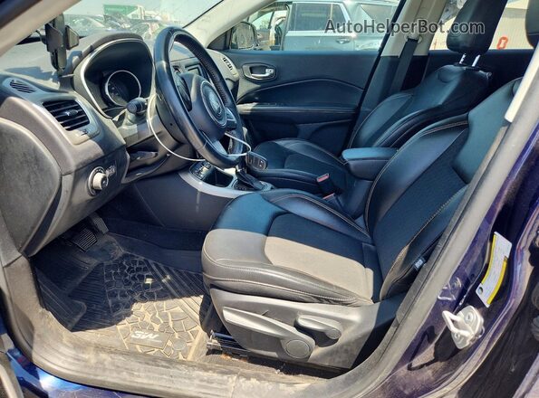 3C4NJCBBXJT194723 2018 JEEP COMPASS Blue Front interior view