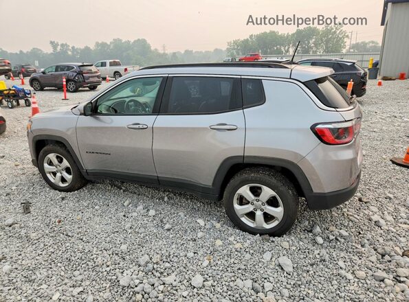 3C4NJCBBXJT287029 2018 JEEP COMPASS Silver Trasero izquierdo