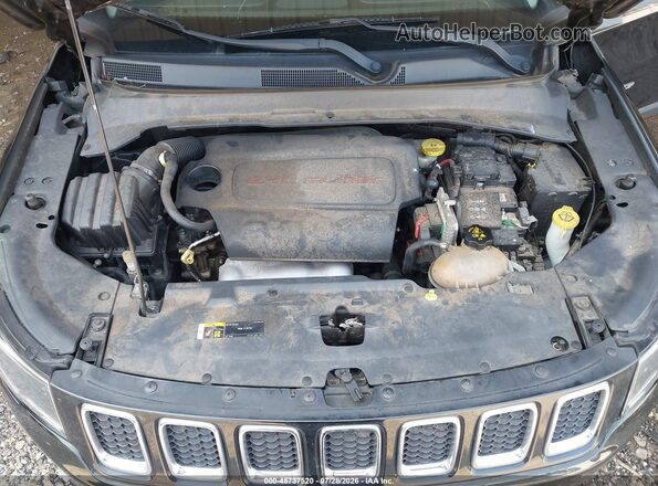 3C4NJCBBXJT420727 2018 JEEP COMPASS Black Rear view