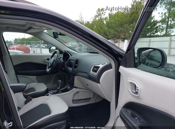 3C4NJCBBXKT743600 2019 JEEP COMPASS Black Widok wnętrza z przodu