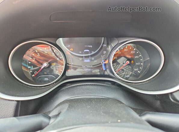 3C4NJCCB0LT187698 2020 JEEP COMPASS Silver Vista del cuadro de instrumentos
