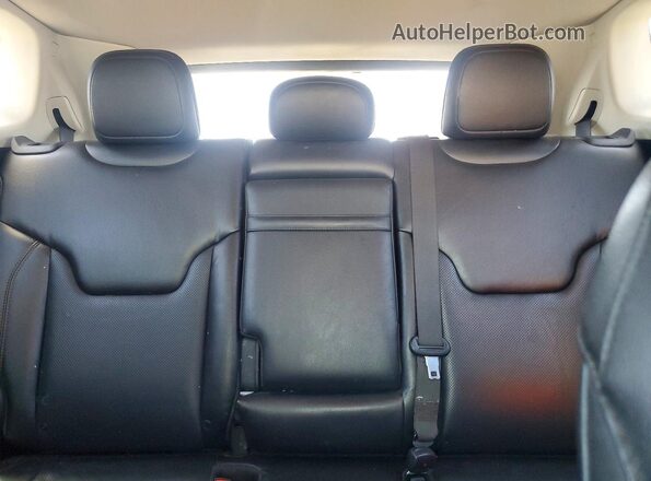 3C4NJCCB2KT615074 2019 JEEP COMPASS Gray Widok tylnych siedzeń