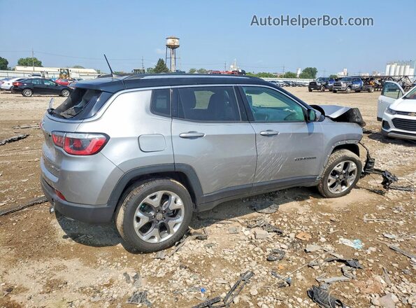 3C4NJCCB3JT204569 2018 JEEP COMPASS Серебряный Задняя правая четверть